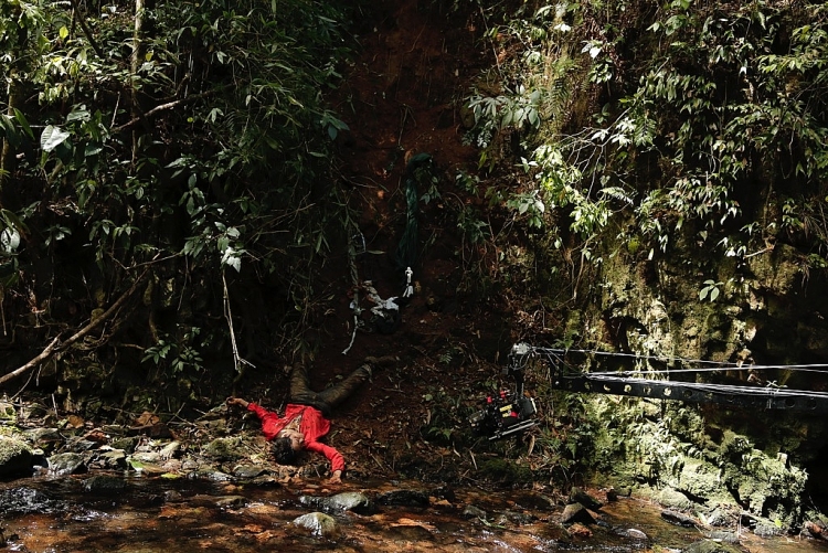 'Rừng thế mạng' – Hành trình sinh tồn của những người trẻ đam mê điện ảnh