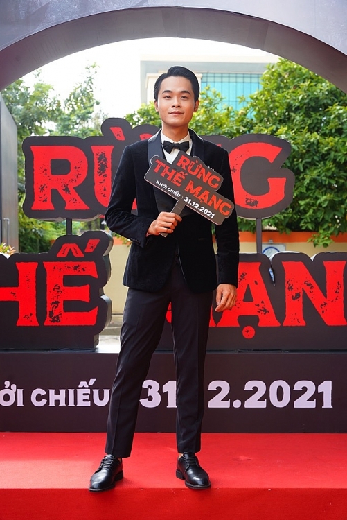 Dàn sao Việt nô nức trên thảm đỏ 'Rừng thế mạng'